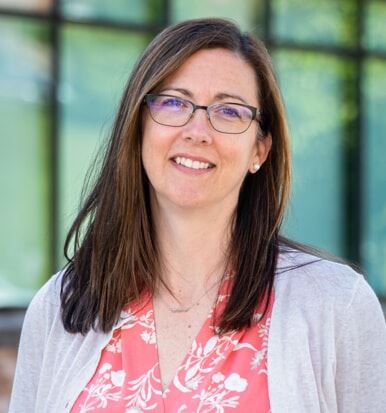 Linda Lamparter,  CPHQ, CMC